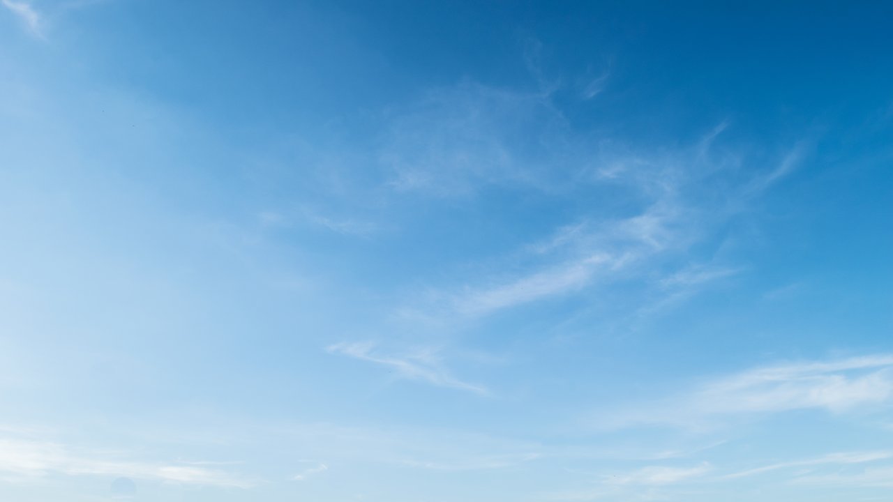 Hintergrund-hellblau-himmel